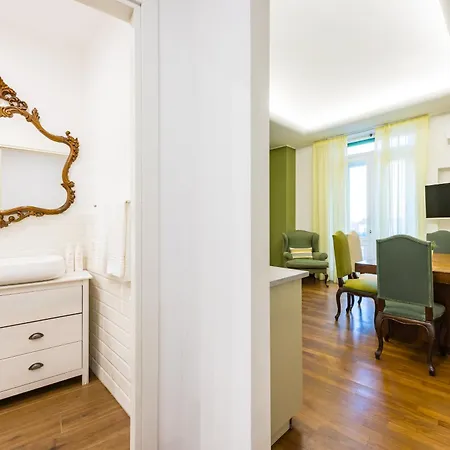 City Soul Apartment Green Napoli Esterno foto